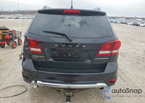 2017 Dodge Journey Crossroad z USA, uszkodzony, nr VIN 3C4PDDGGXHT563133